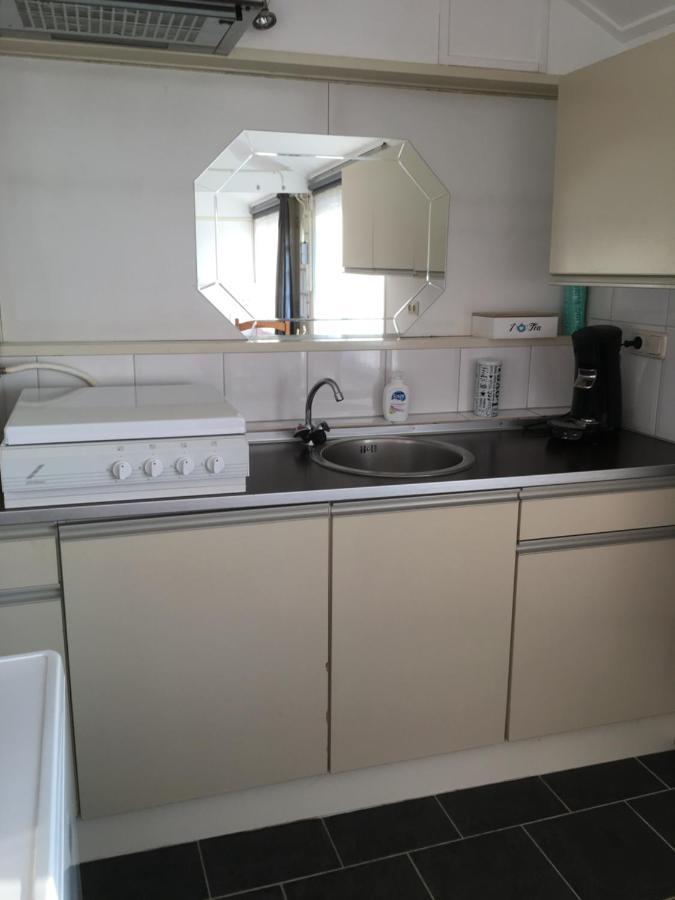 Chalet Or Apartment Nearby Roermond Outlet Stevensweert Kültér fotó