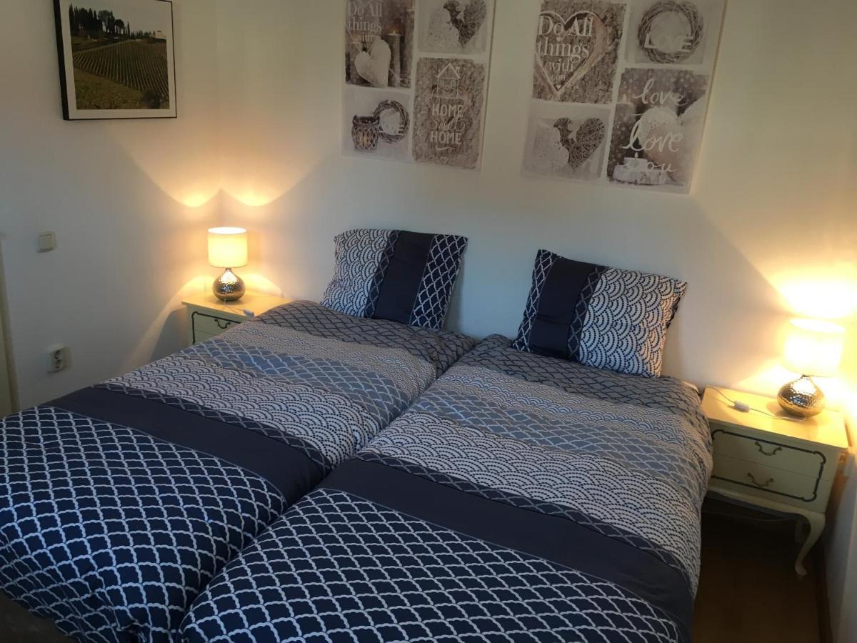Chalet Or Apartment Nearby Roermond Outlet Stevensweert Kültér fotó