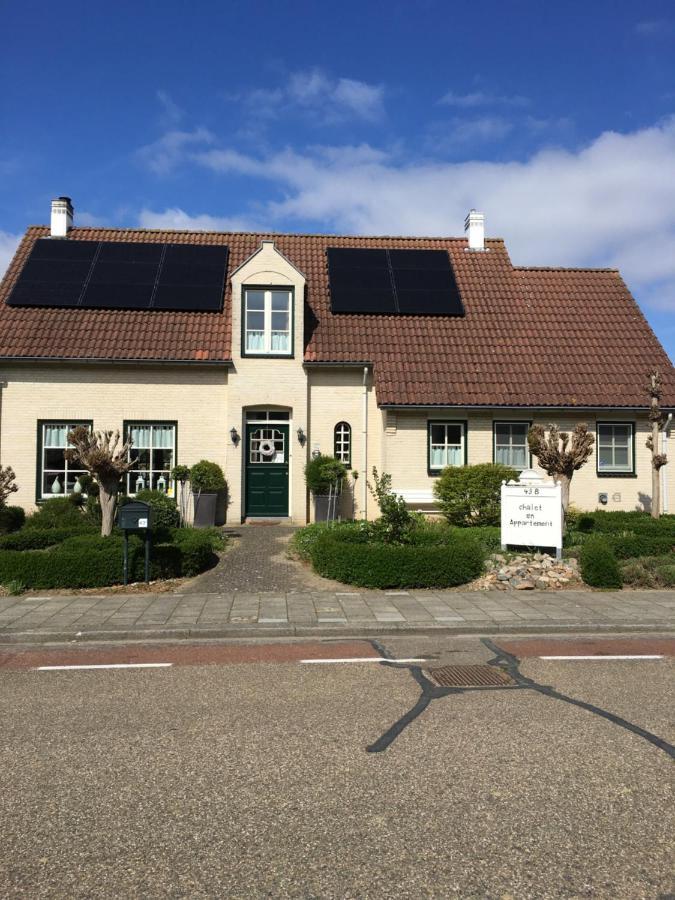 Chalet Or Apartment Nearby Roermond Outlet Stevensweert Kültér fotó
