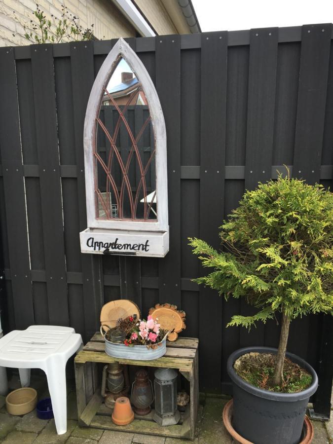 Chalet Or Apartment Nearby Roermond Outlet Stevensweert Kültér fotó